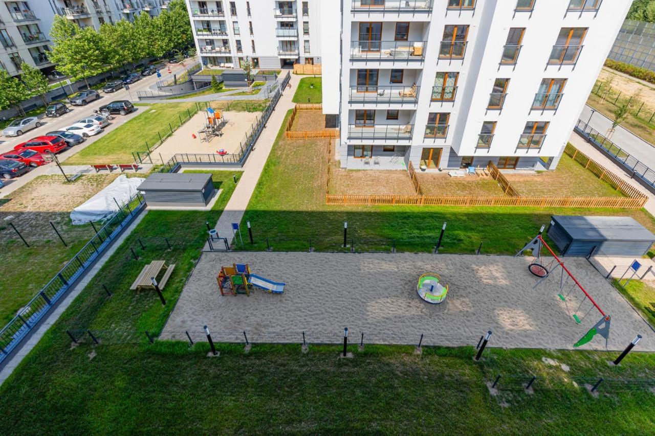 Ursus Sunny Studio For 4 Guests With Parking & Balcony By Noclegi Renters Варшава Екстер'єр фото