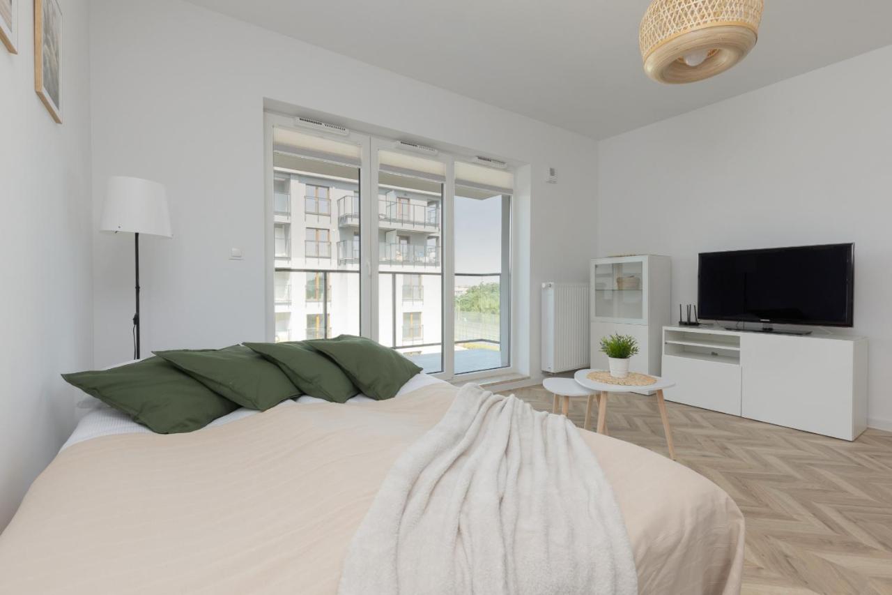 Ursus Sunny Studio For 4 Guests With Parking & Balcony By Noclegi Renters Варшава Екстер'єр фото