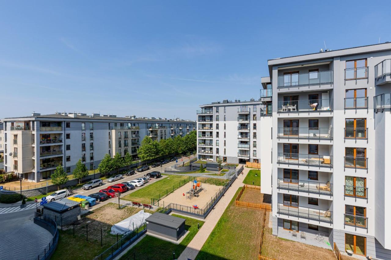 Ursus Sunny Studio For 4 Guests With Parking & Balcony By Noclegi Renters Варшава Екстер'єр фото